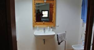 Specchio in legno su misura